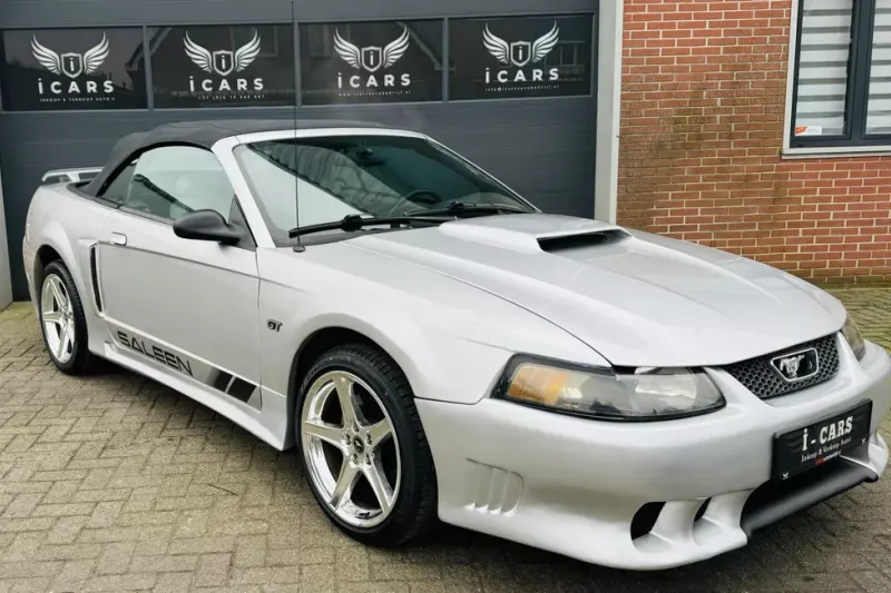 Ford Mustang (2000)