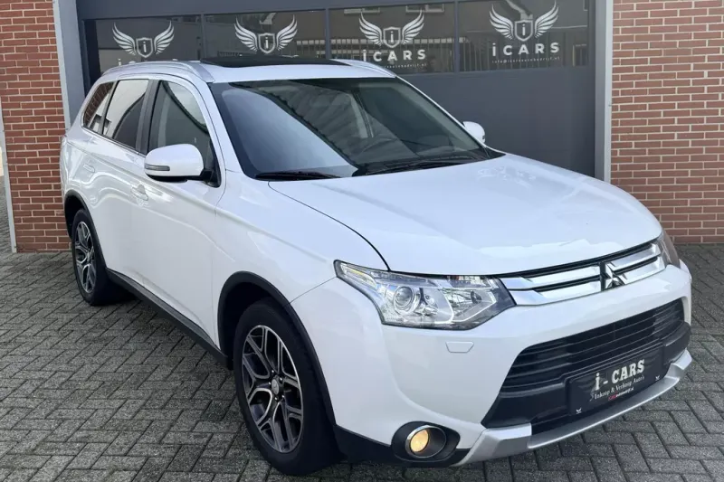 Mitsubishi Outlander (2014)
