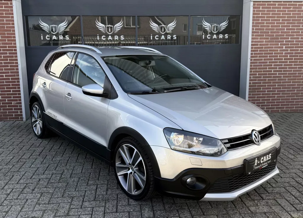 Volkswagen Polo (2012) — foto 1