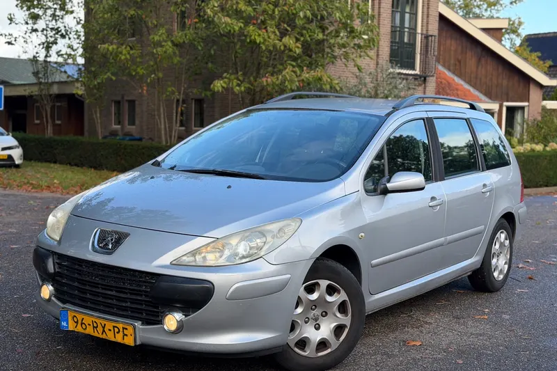 Peugeot 307 (2005)