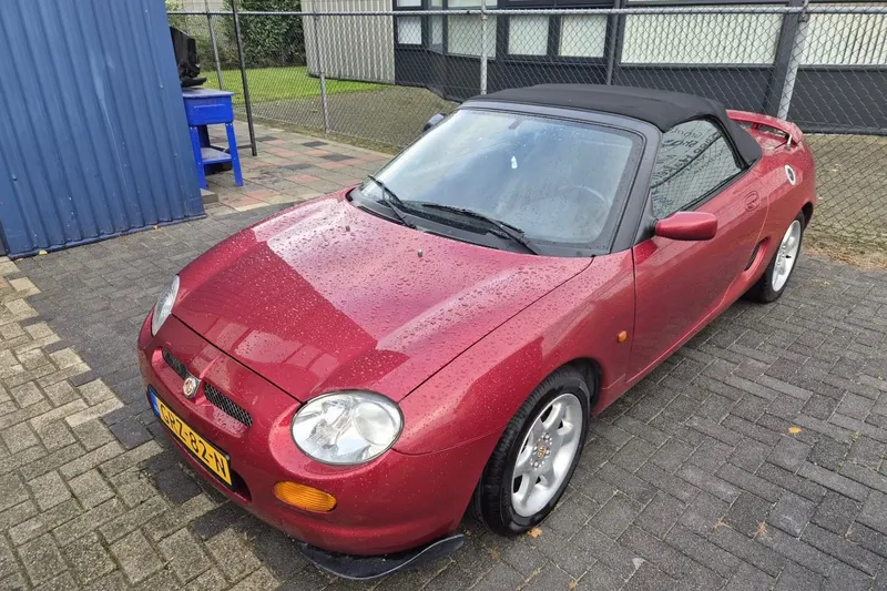 MG F (1998)