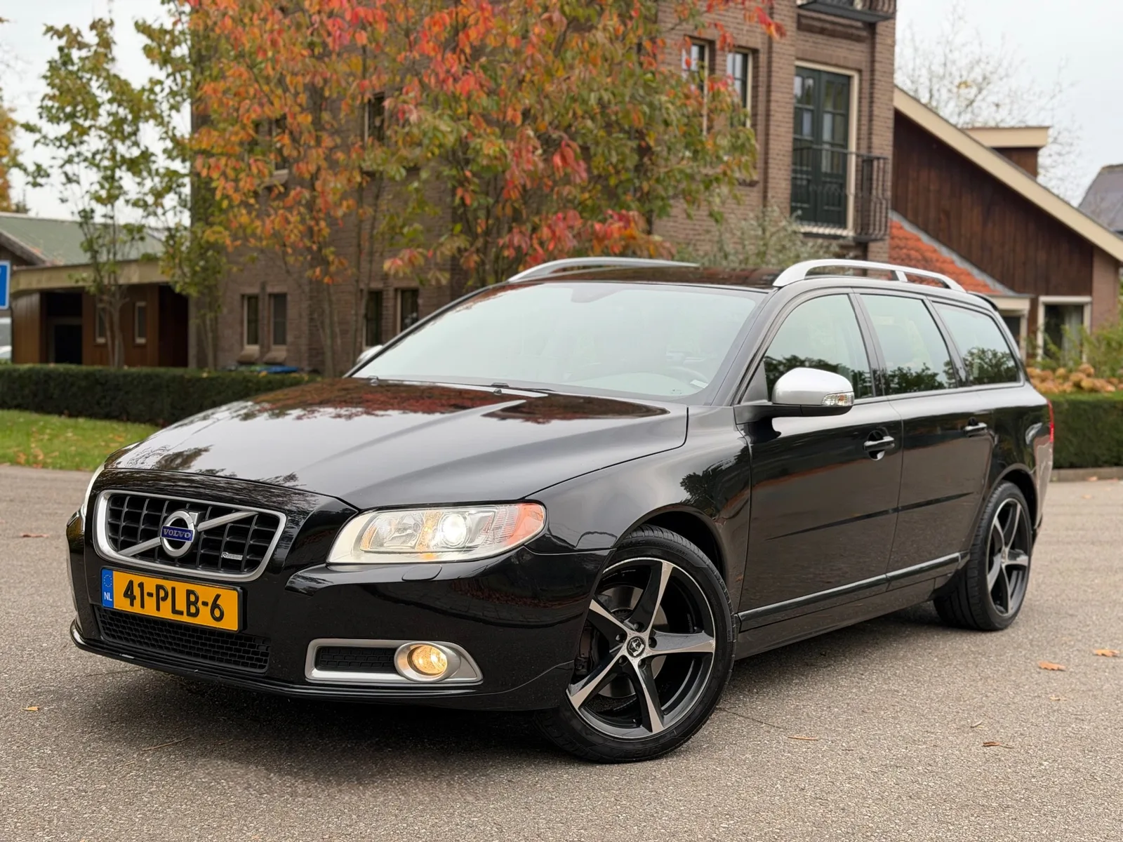 Volvo V70 (2011) — foto 1