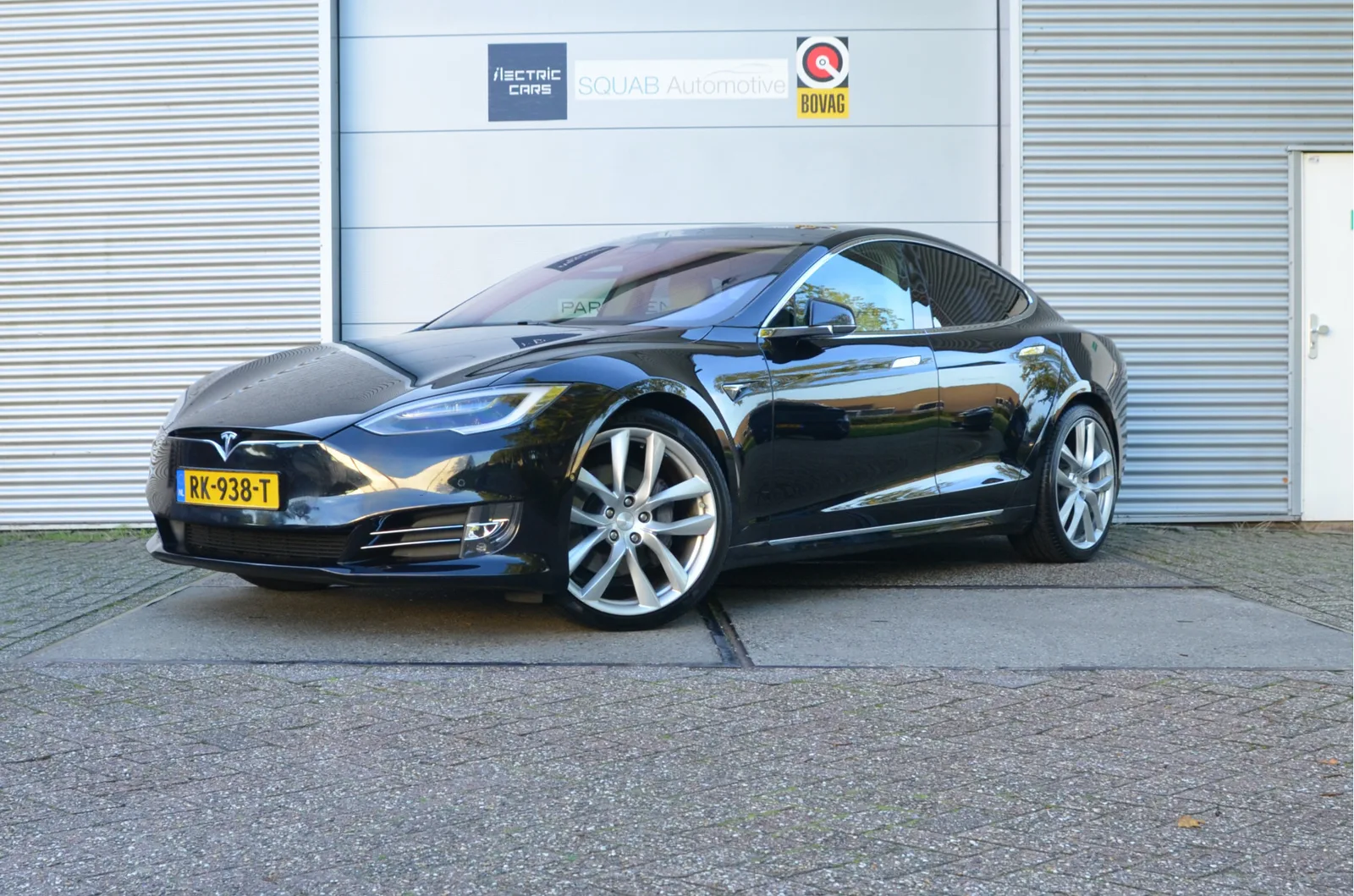 Tesla Model S (2017) — foto 1