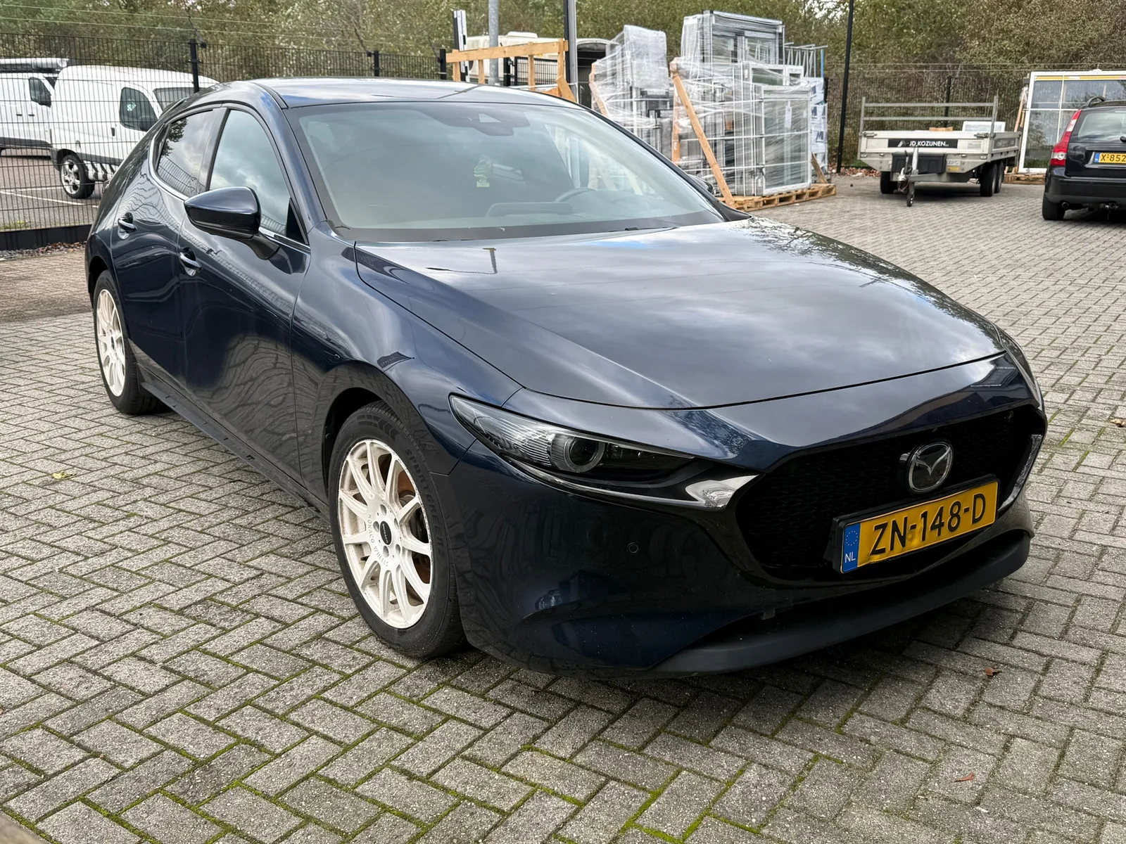 Mazda 3 (2019) — foto 1