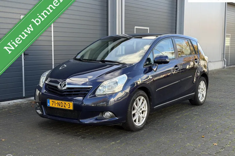 Toyota Verso (2010)