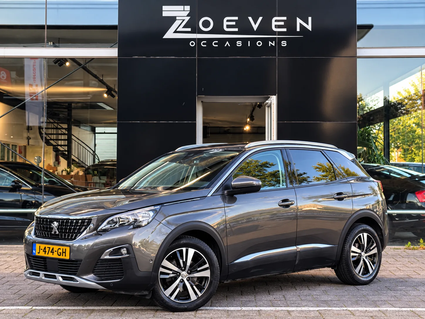 Peugeot 3008 (2017) — foto 1