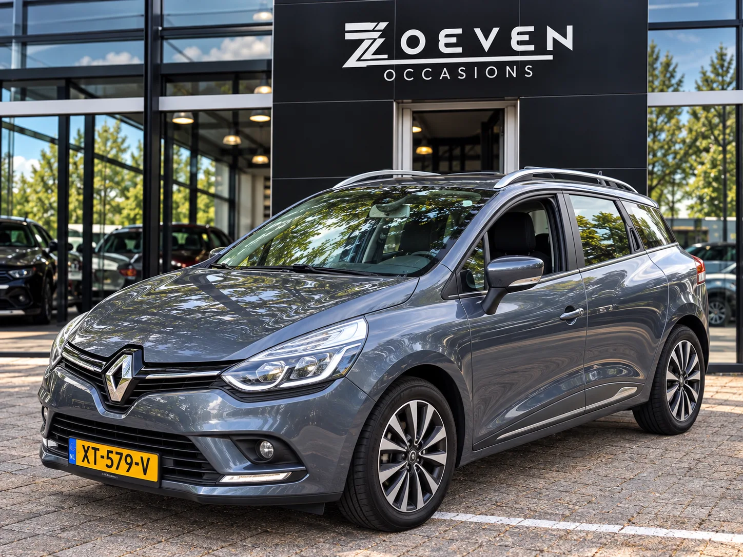 Renault Clio (2018) — foto 1