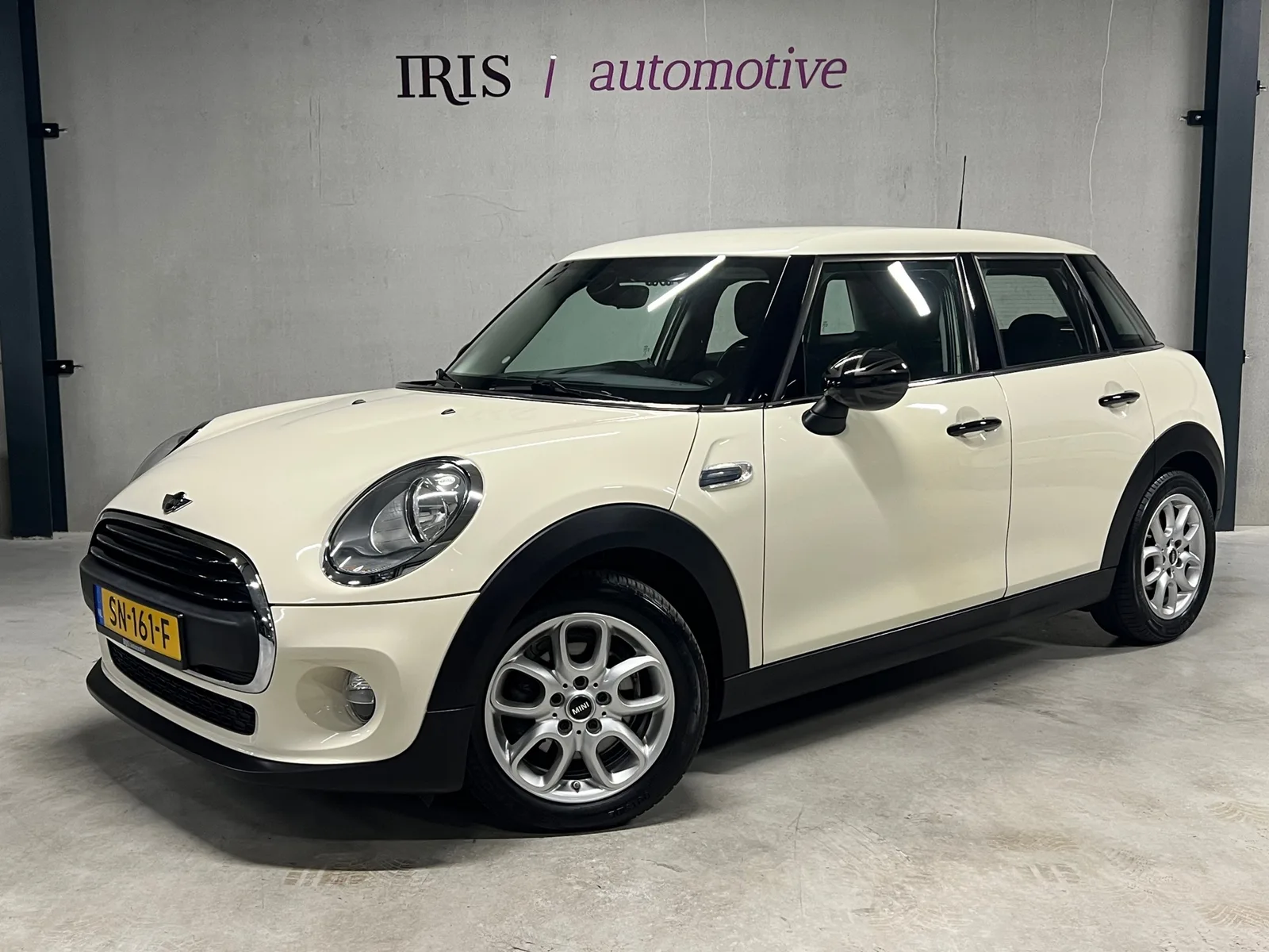 MINI One (2016) — foto 1