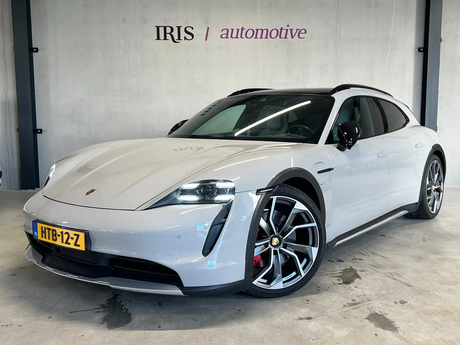 Porsche Taycan Cross Turismo (2021) — foto 1
