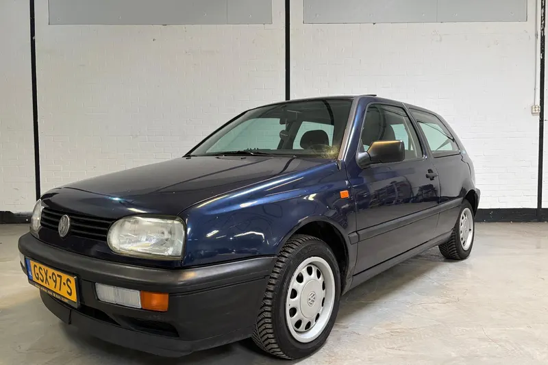 Volkswagen Golf (1993)