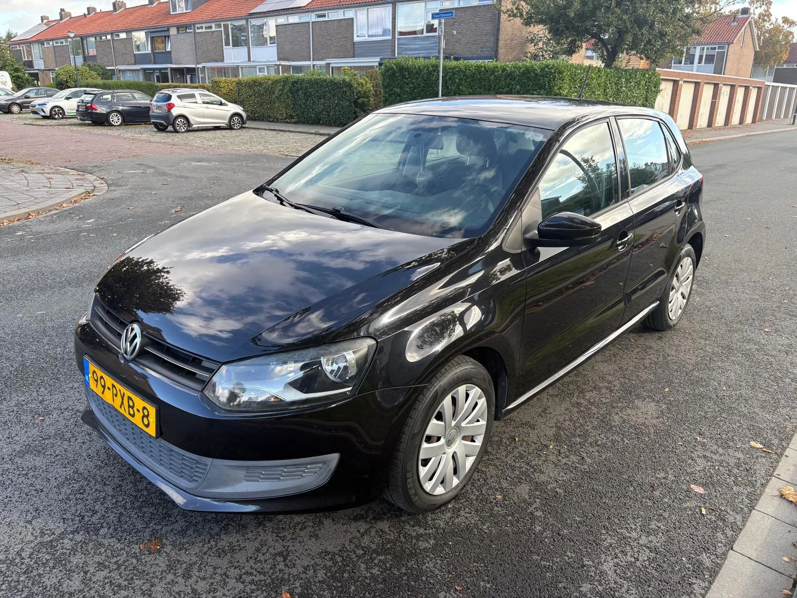 Volkswagen Polo (2011) — foto 1