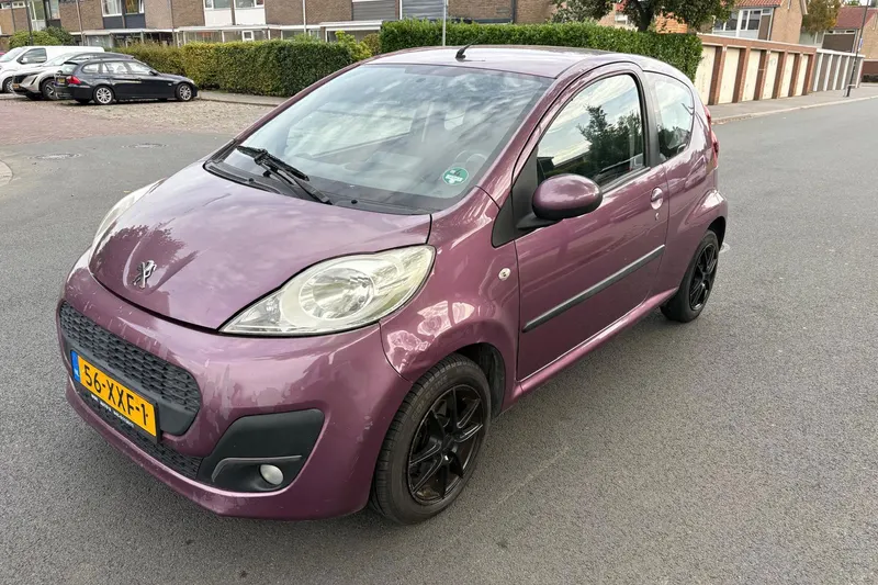 Peugeot 107 (2012)