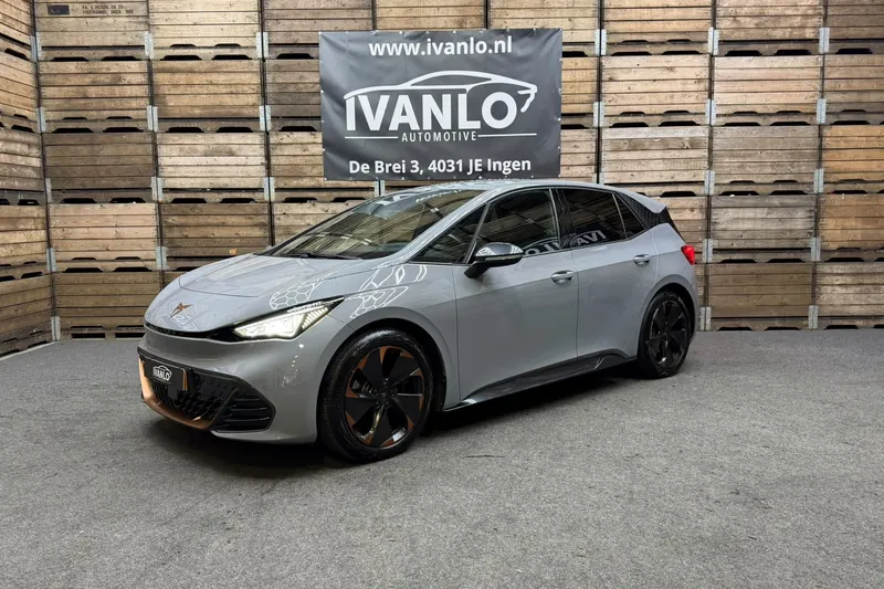 CUPRA Born (2022)