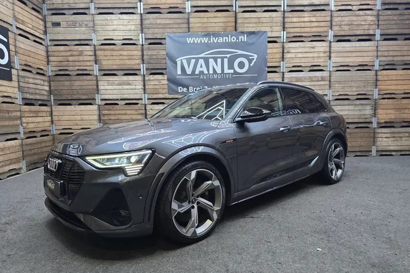 Audi e-tron (2022)