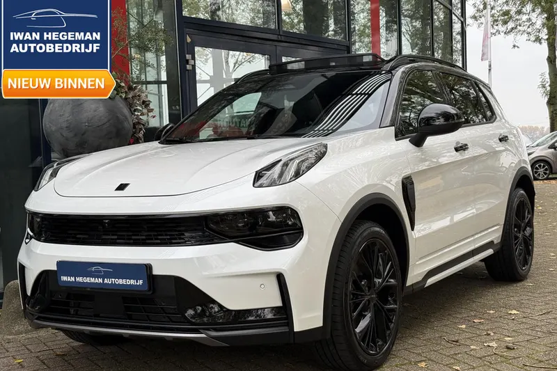 Lynk & Co 01 (2025)