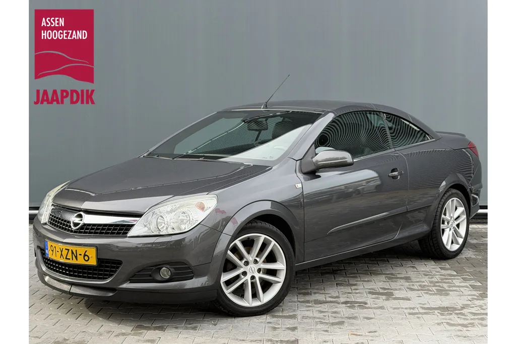 Opel Astra (2009) — foto 1