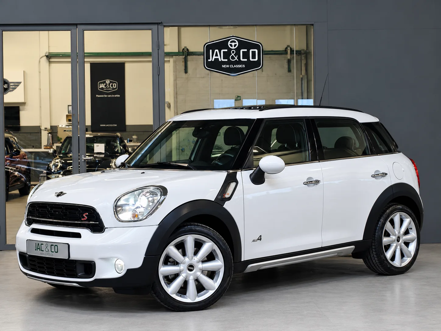 MINI Countryman (2015) — foto 1