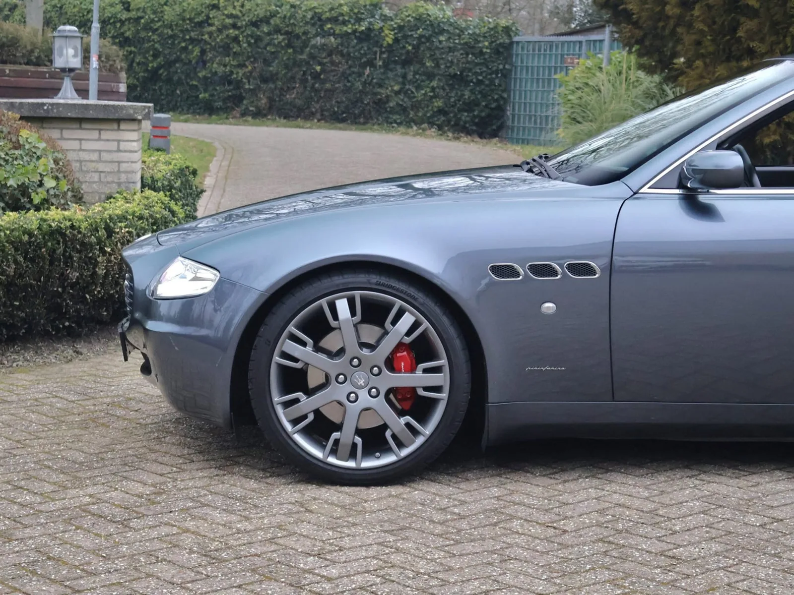 Maserati Quattroporte (2006) — foto 1