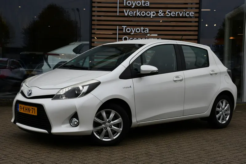 Toyota Yaris (2013)