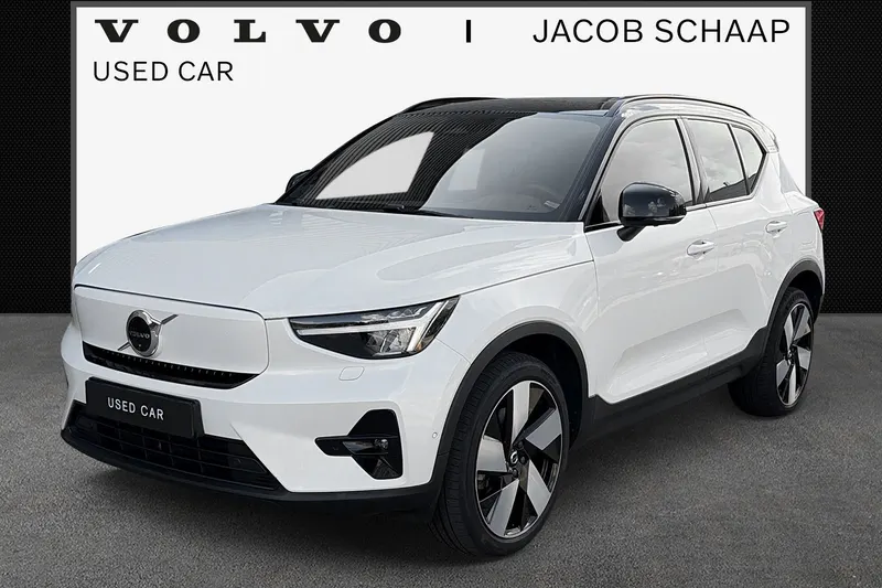 Volvo XC40 (2023)