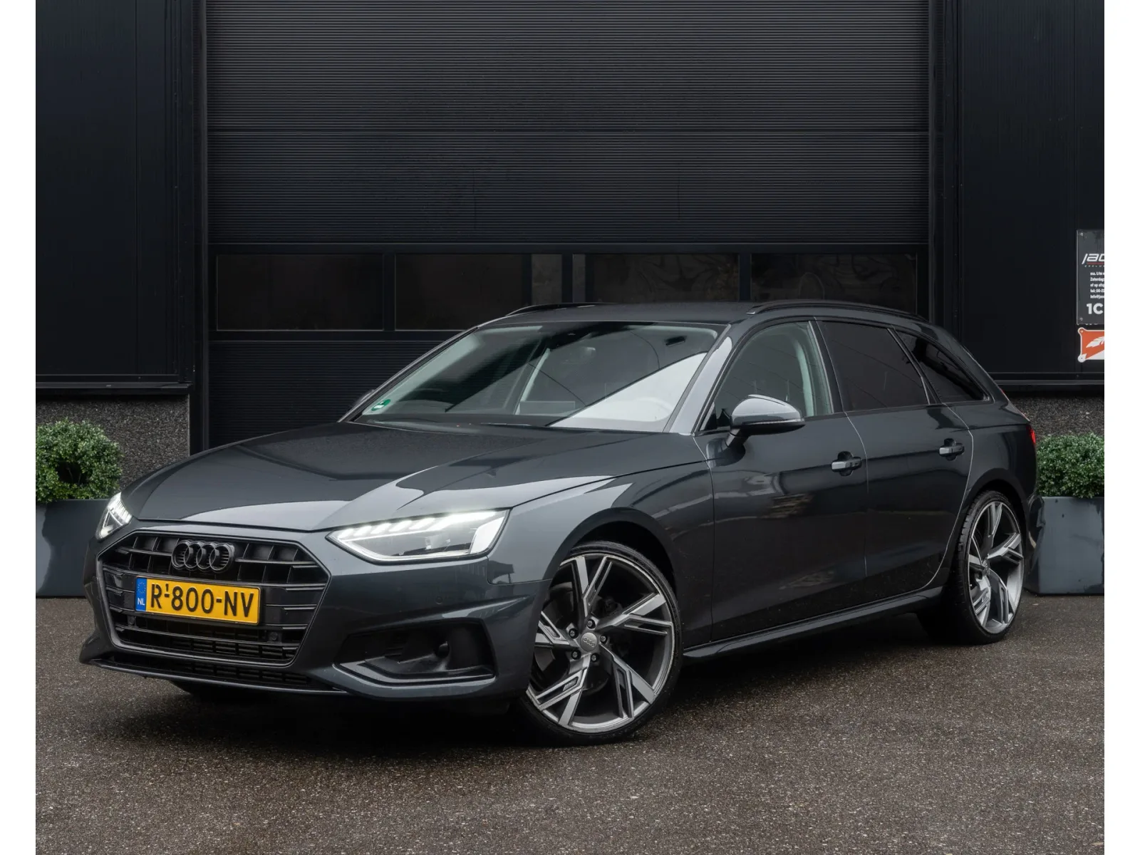 Audi A4 (2020) — foto 1