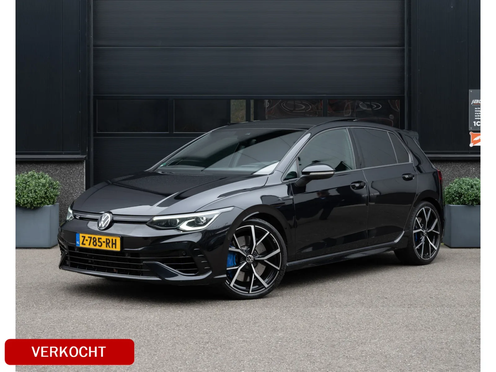 Volkswagen Golf (2021) — foto 1