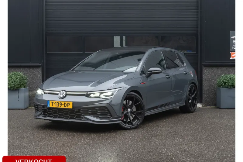 Volkswagen Golf (2022)