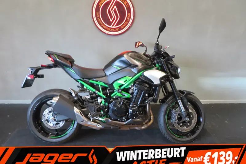Kawasaki Z 900 (2025)