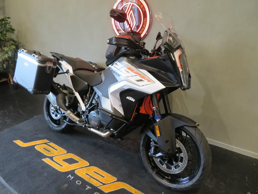 KTM 1290 Super Adventure S (2023) — foto 1