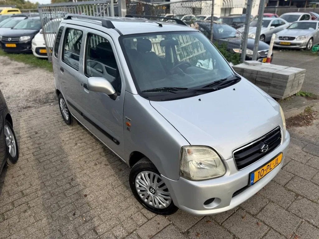 Suzuki Wagon R+ (2004) — foto 1