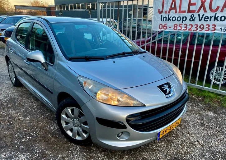 Peugeot 207 (2007) — foto 1