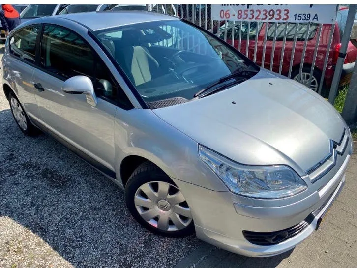 Citroën C4 (2005) — foto 1