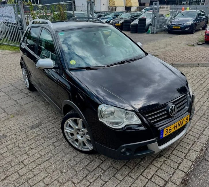 Volkswagen Polo (2009) — foto 1