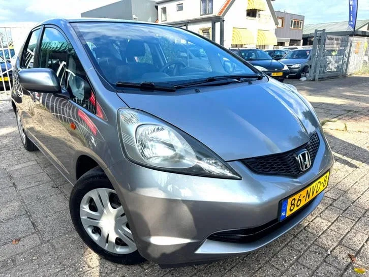 Honda Jazz (2010) — foto 1
