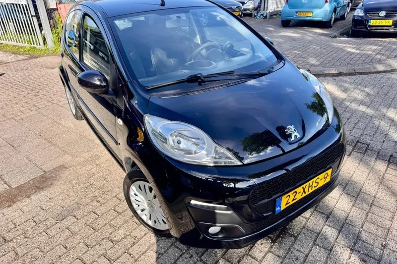Peugeot 107 (2012)