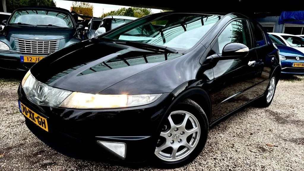 Honda Civic (2007) — foto 1