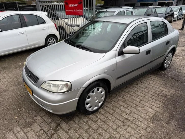 Opel Astra (1999) — foto 1