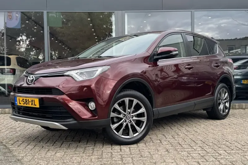 Toyota RAV4 (2016)