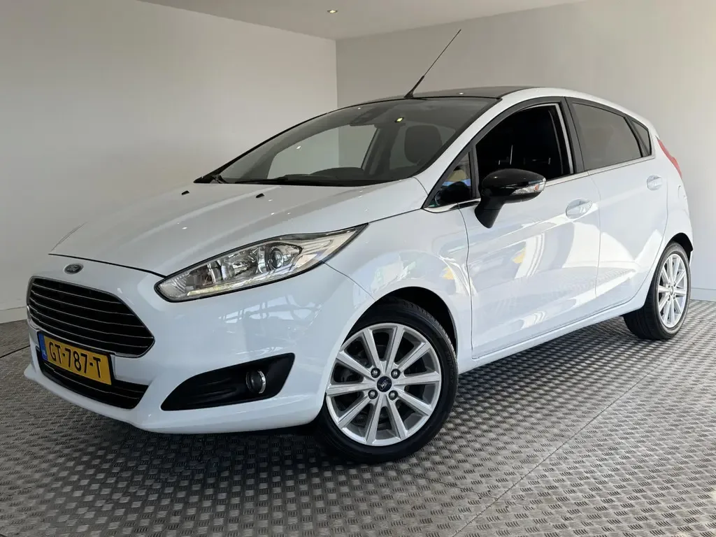 Ford Fiesta (2015) — foto 1