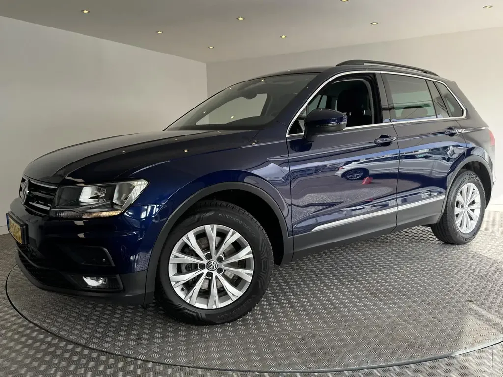 Volkswagen Tiguan (2017) — foto 1