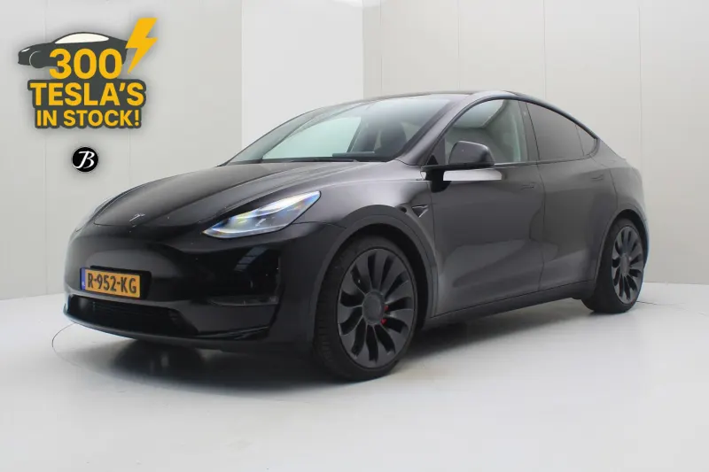 Tesla Model Y (2022)