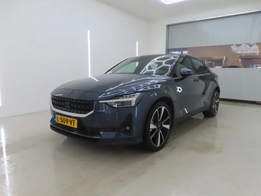 Polestar 2 (2021) — foto 1
