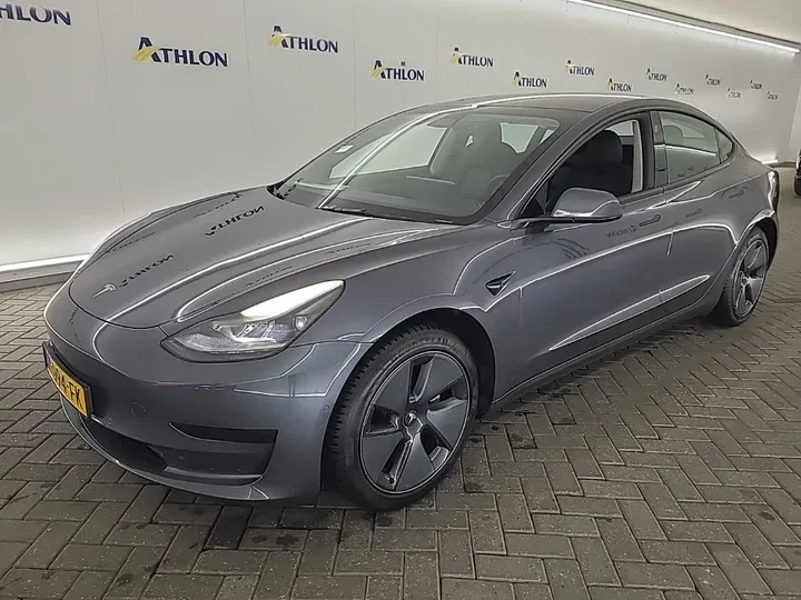Tesla Model 3 (2021) — foto 1