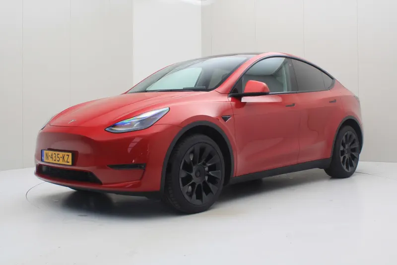 Tesla Model Y (2021)
