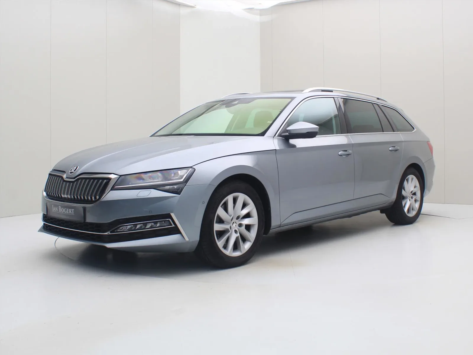 Škoda Superb (2020) — foto 1