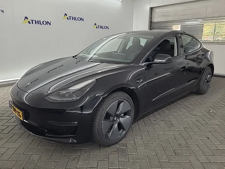 Tesla Model 3 (2022) — foto 1