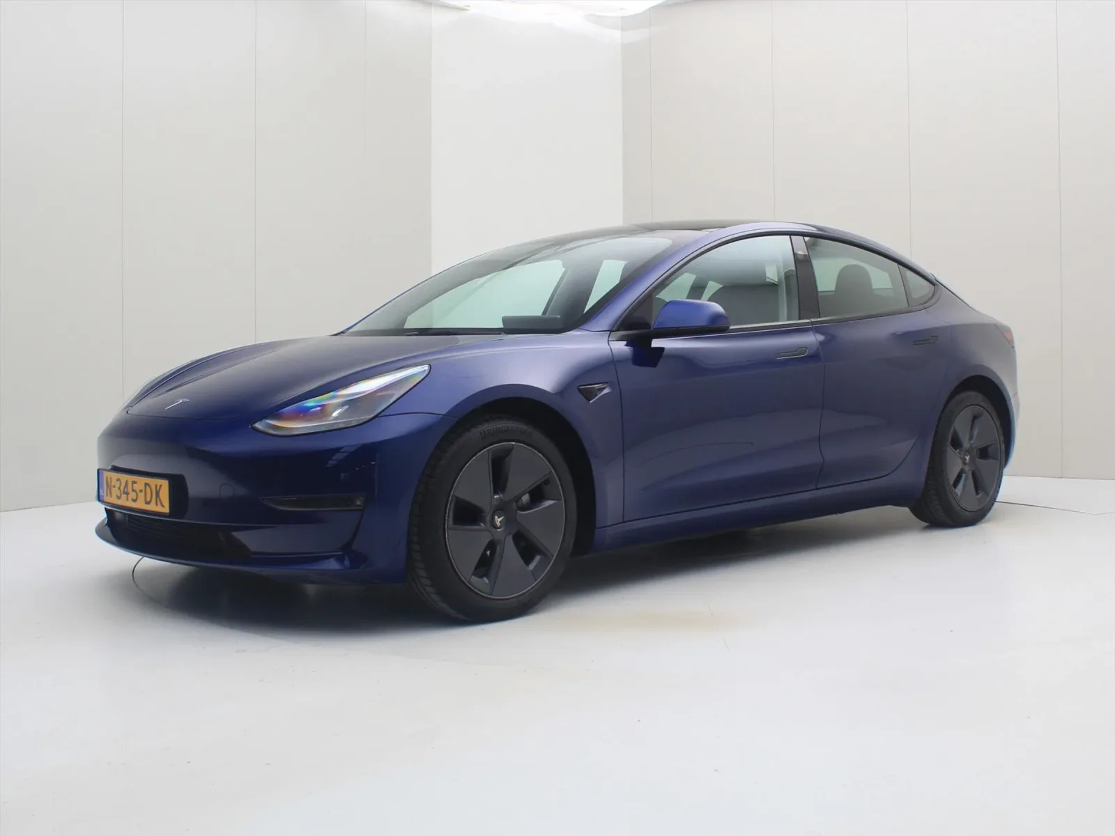 Tesla Model 3 (2021) — foto 1