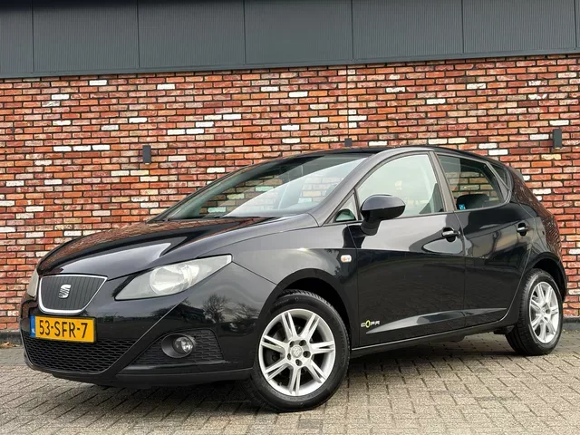 SEAT Ibiza (2011) — foto 1