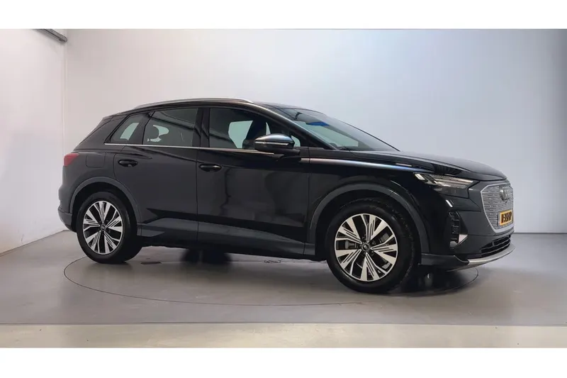 Audi Q4 e-tron (2021)