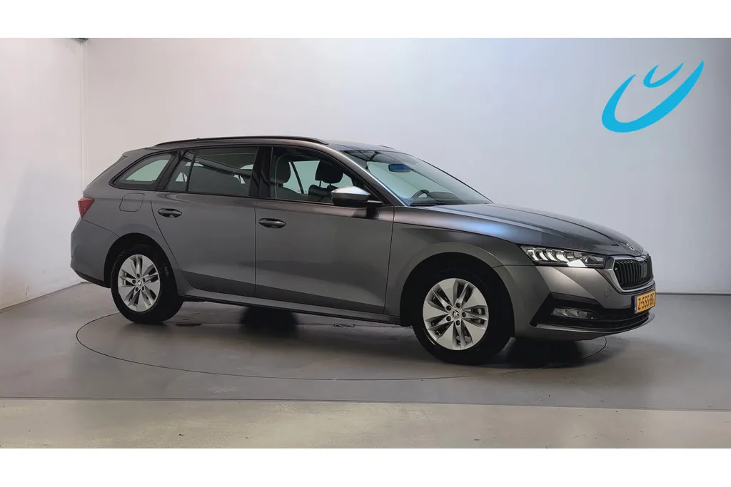 Škoda Octavia (2024) — foto 1